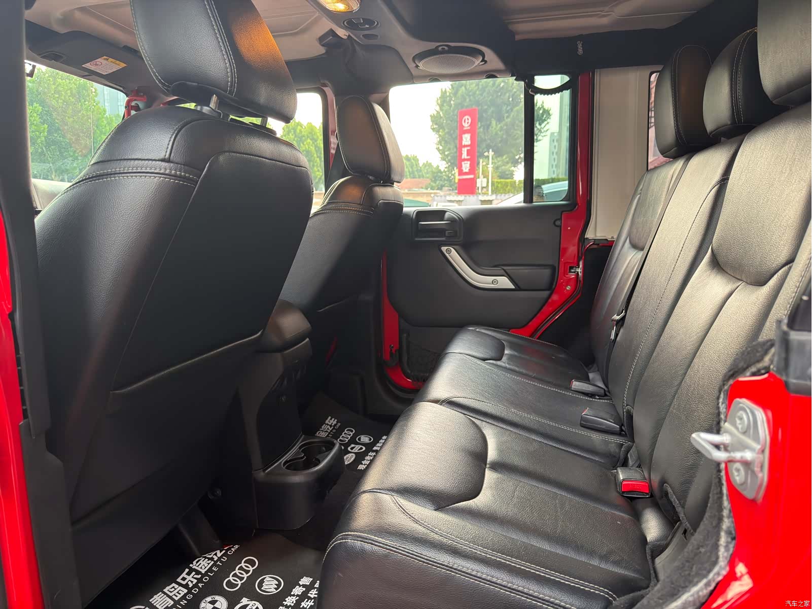 Jeep Wrangler, 2015 8