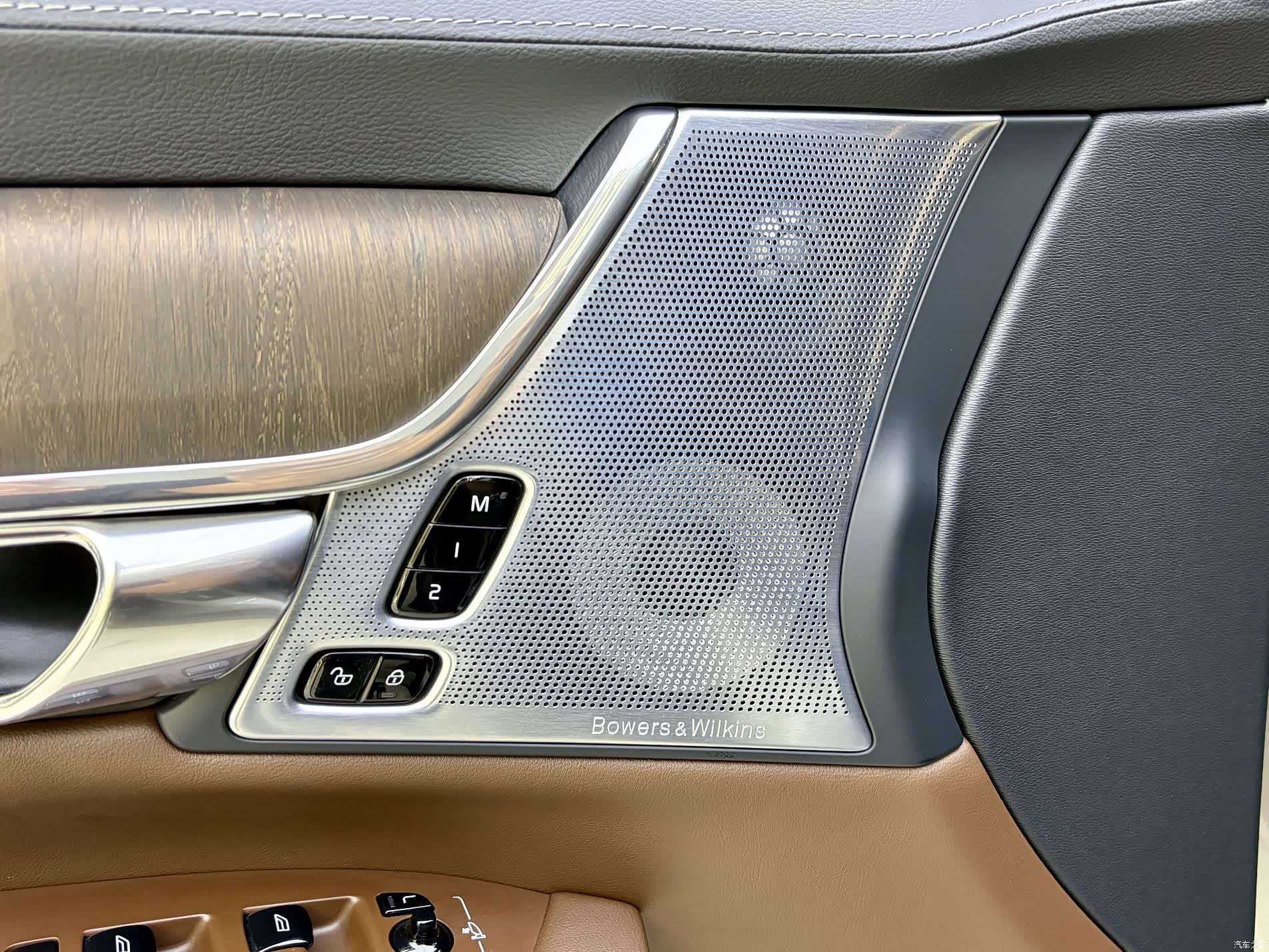 Volvo V90, 2021 14