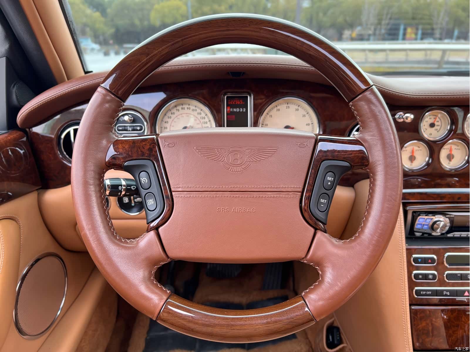 Bentley R, 2006 20