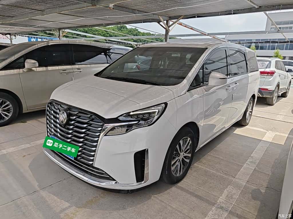 Buick GL8, 2023 1