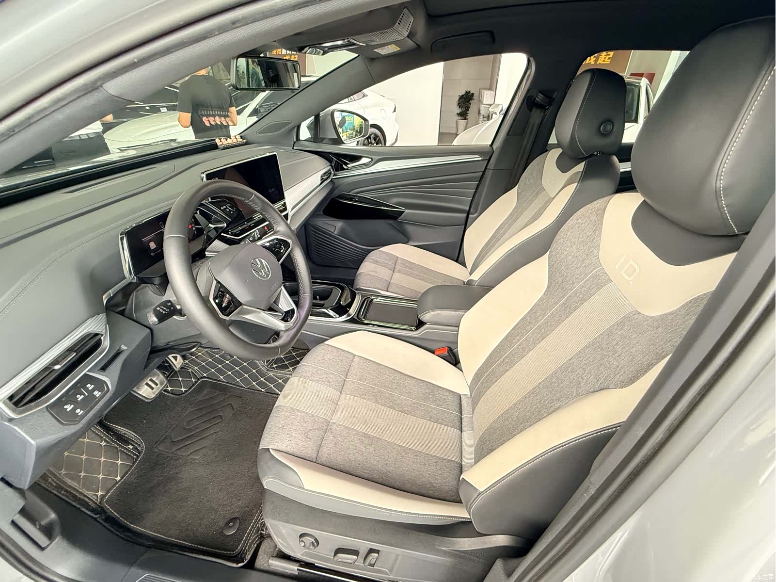 Volkswagen ID.4, 2022 8