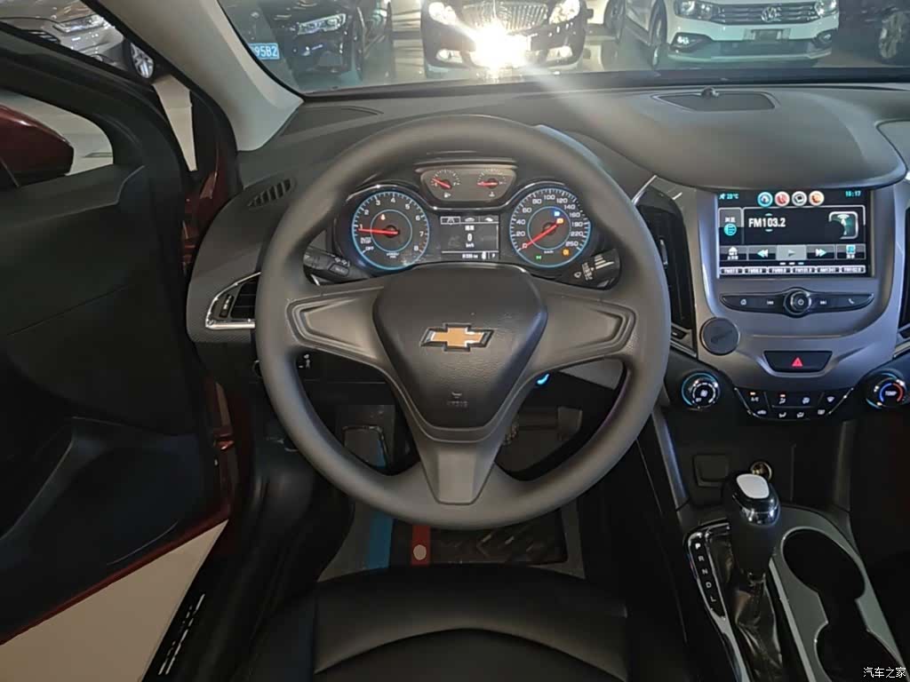 Chevrolet 320, 2017 11