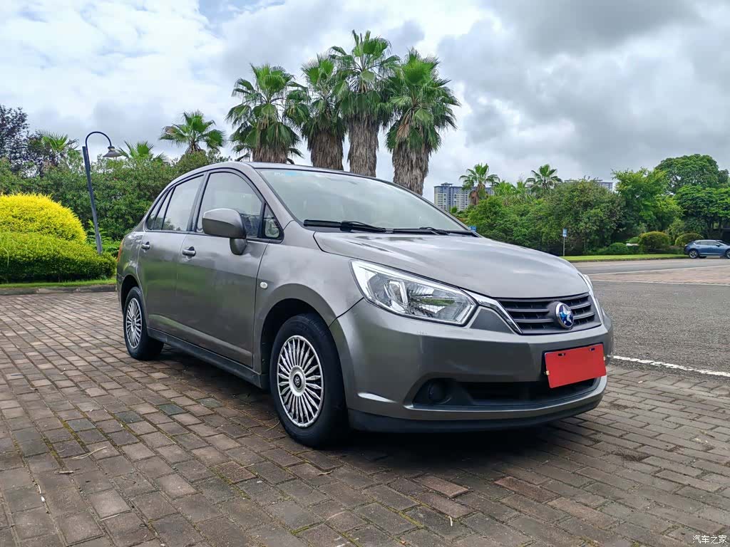 Nissan D50, 2014 25