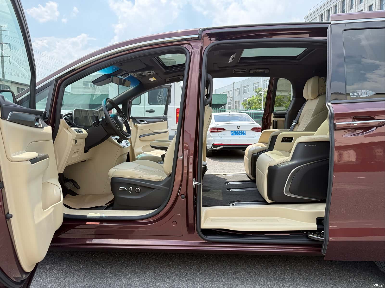 Buick GL8, 2022 10