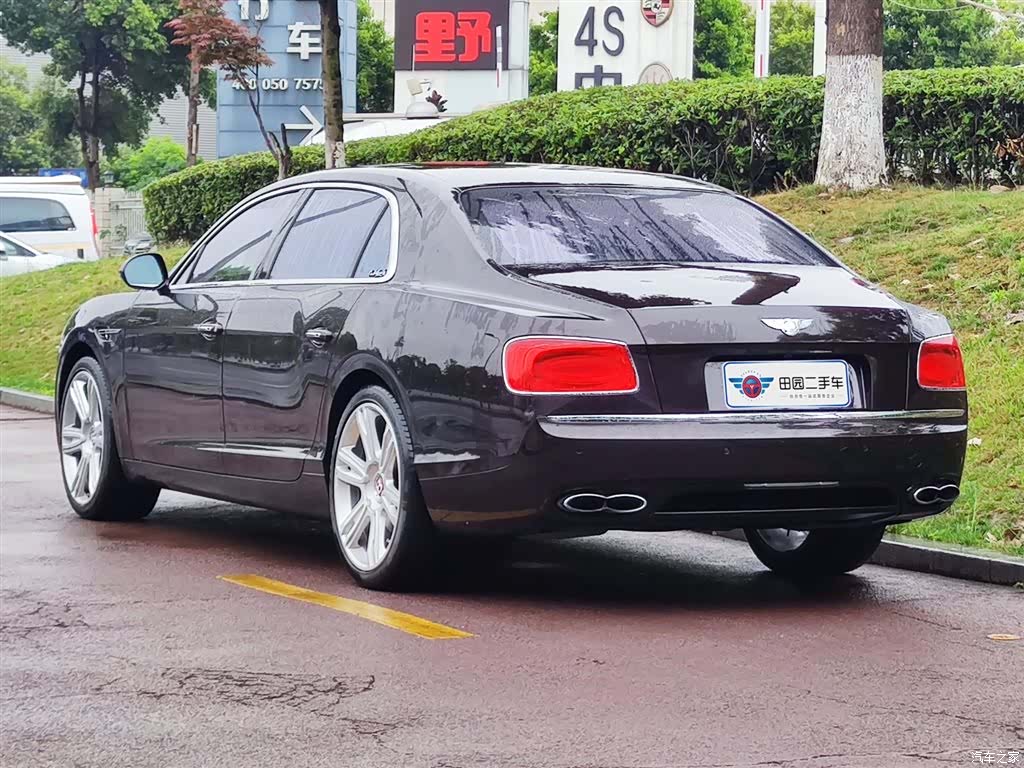 Bentley Flying Spur, 2014 4