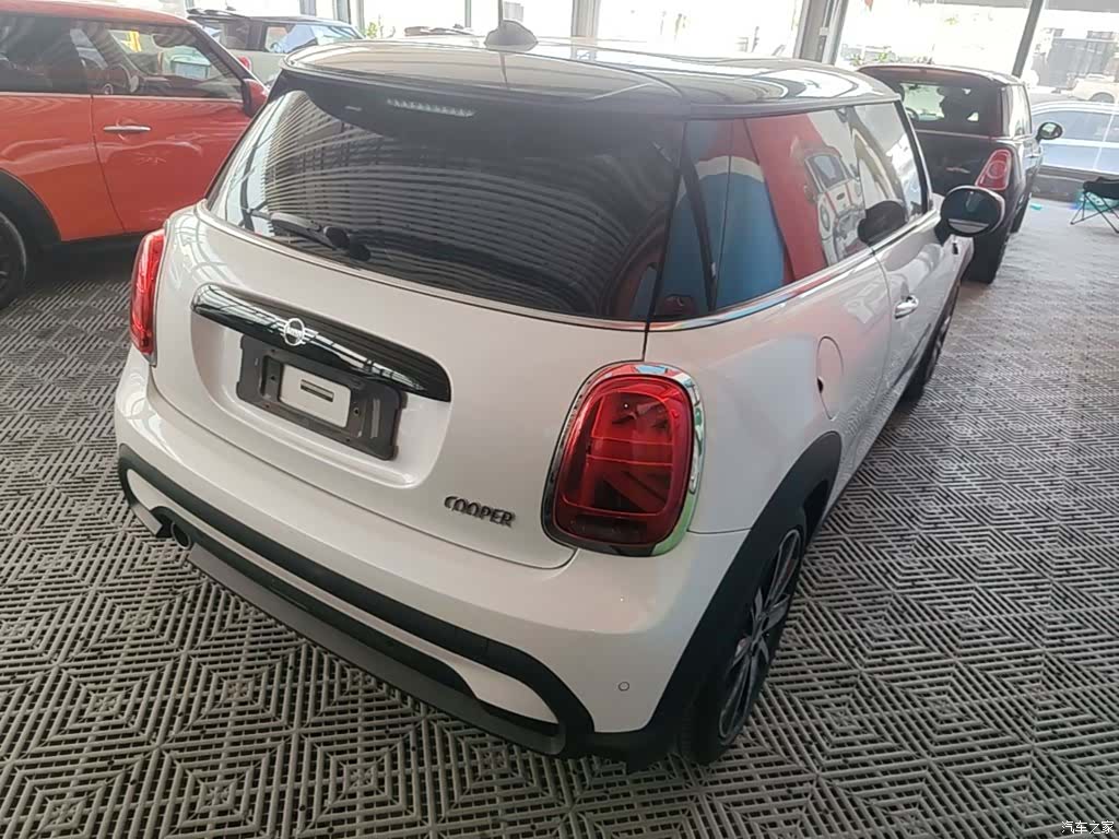 Mini Cooper, 2023 7