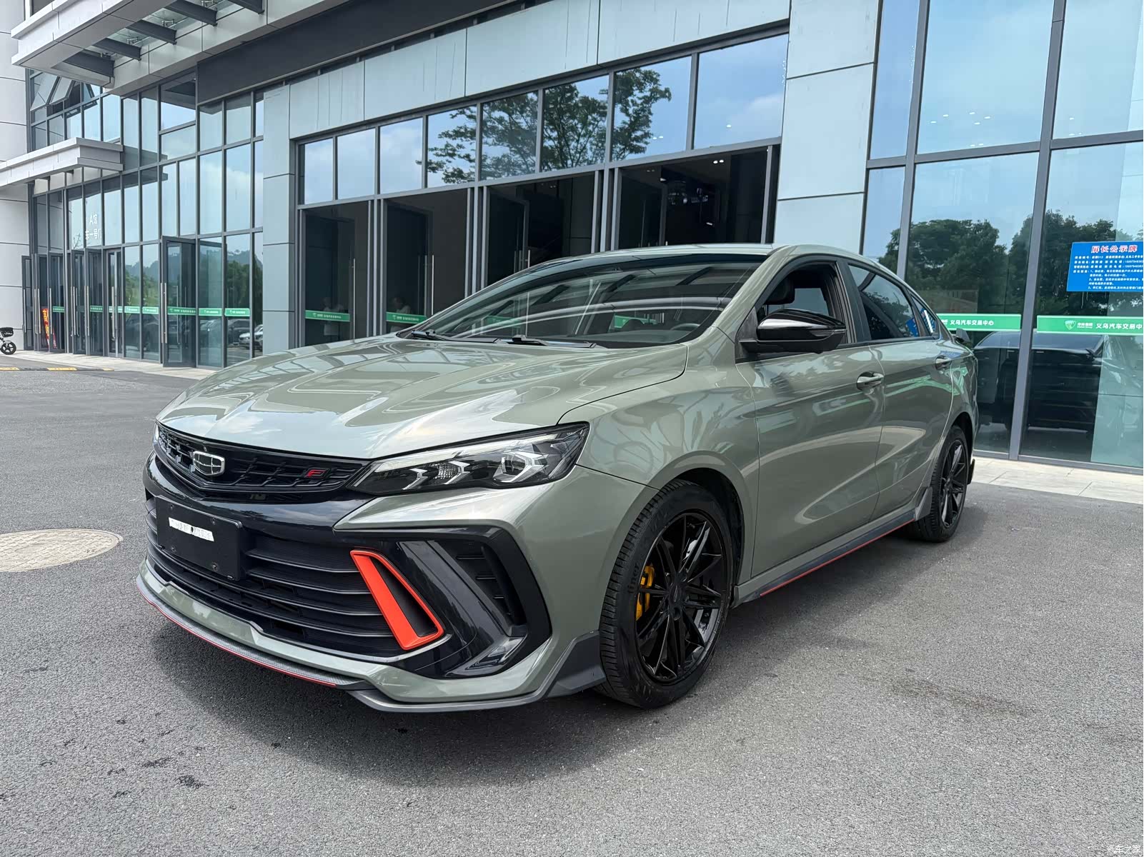 Geely Binray, 2022 1