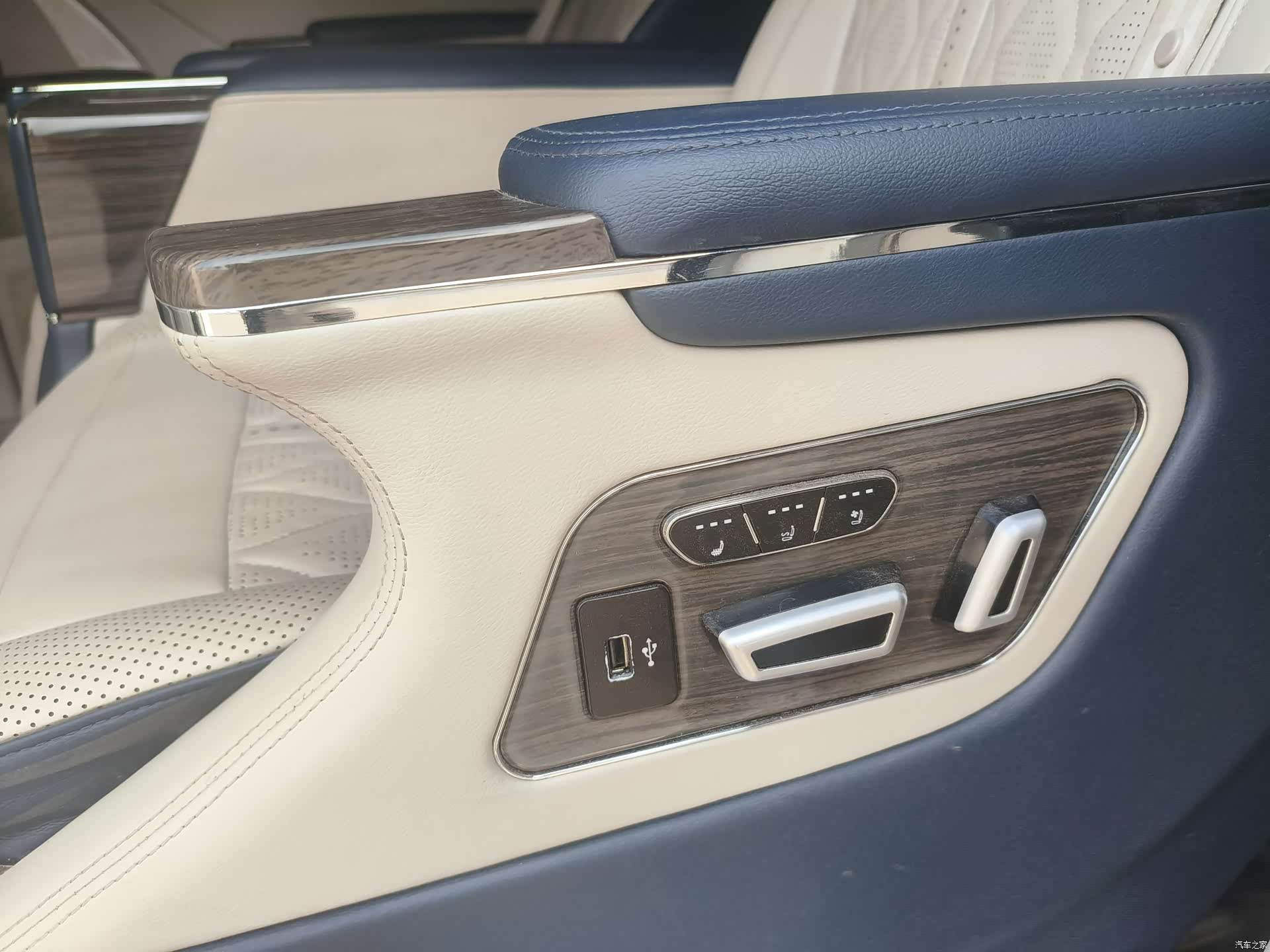 Buick GL8, 2019 20