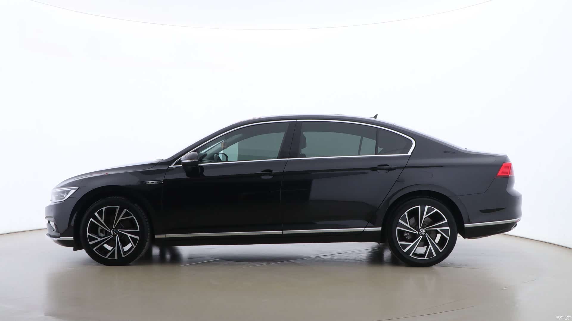 Volkswagen Magotan, 2022 7