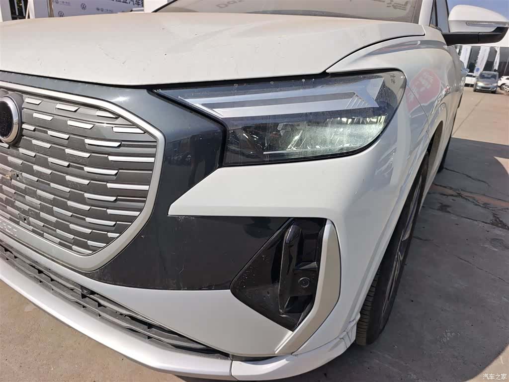 Audi Q4 e-tron, 2024 24