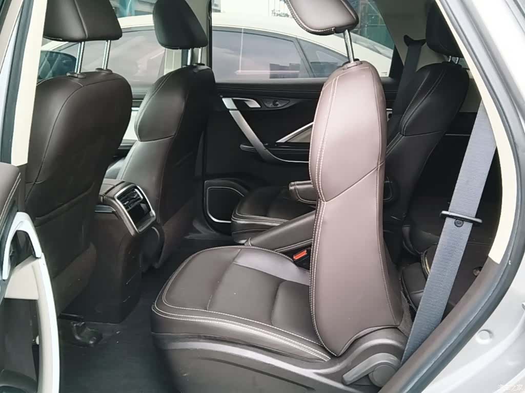 Geely Jiaji, 2021 17