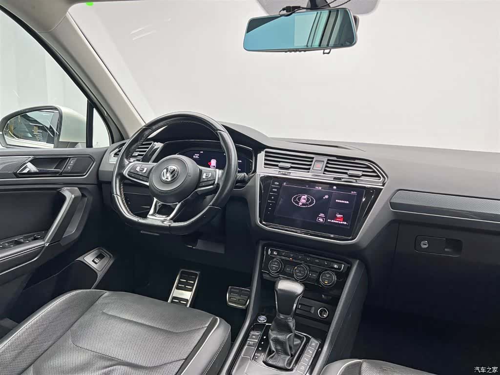 Volkswagen Tiguan L, 2019 23