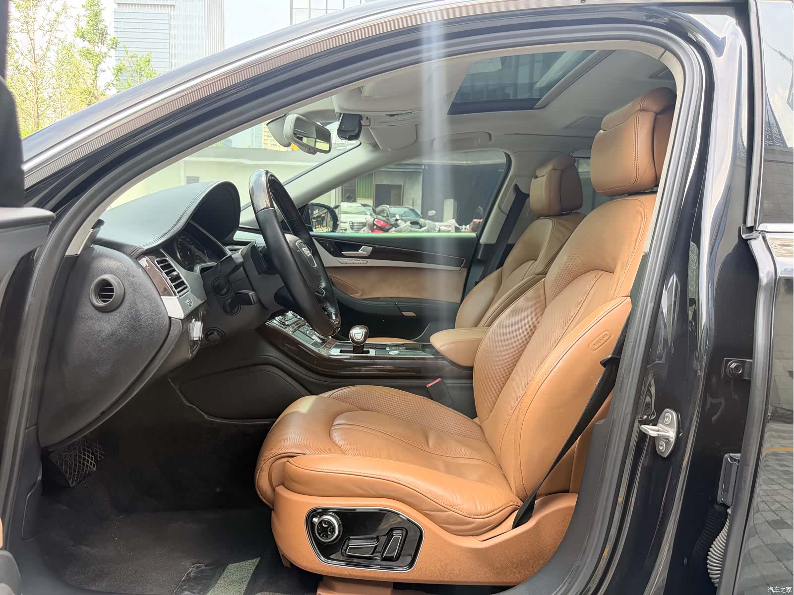 Audi A8L, 2015 21