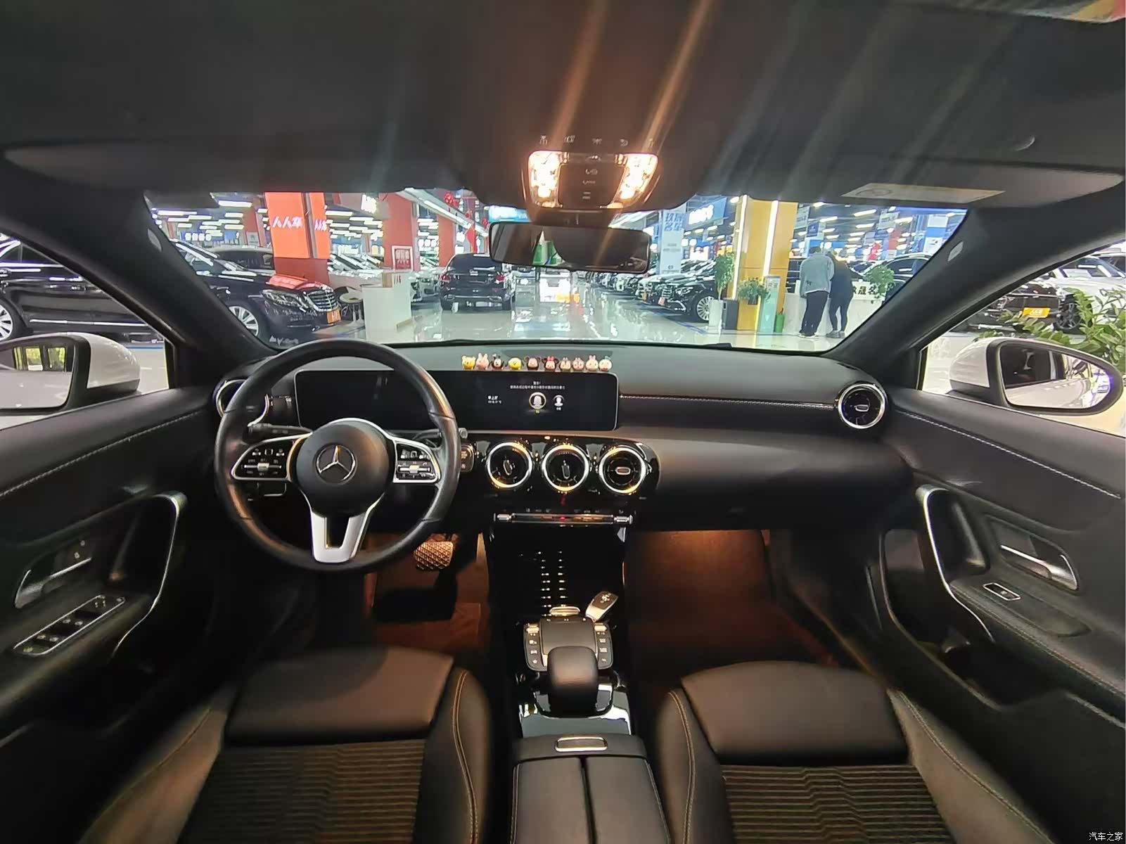 Mercedes-Benz A-Class, 2019 13