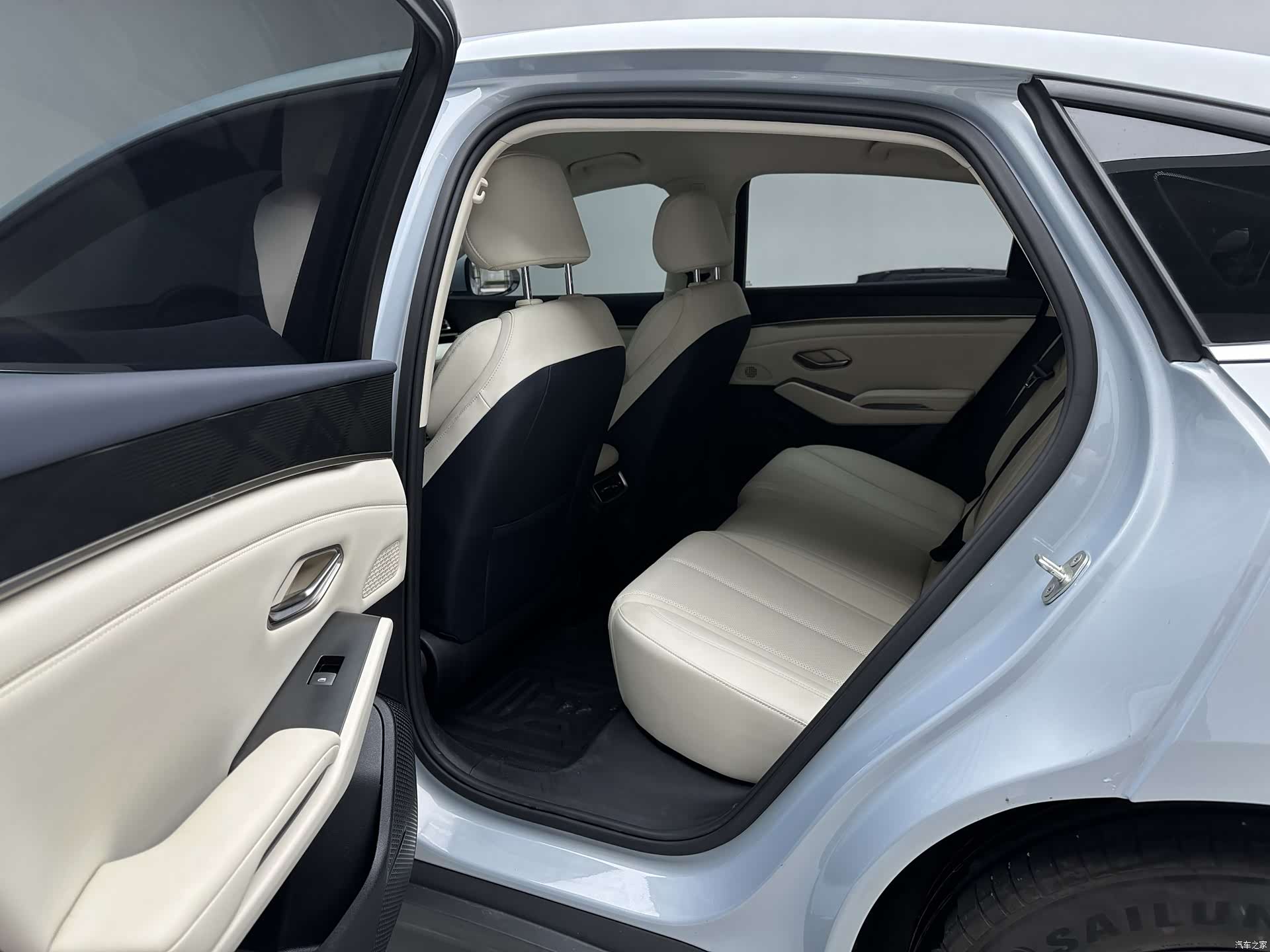 BYD Qin, 2024 10