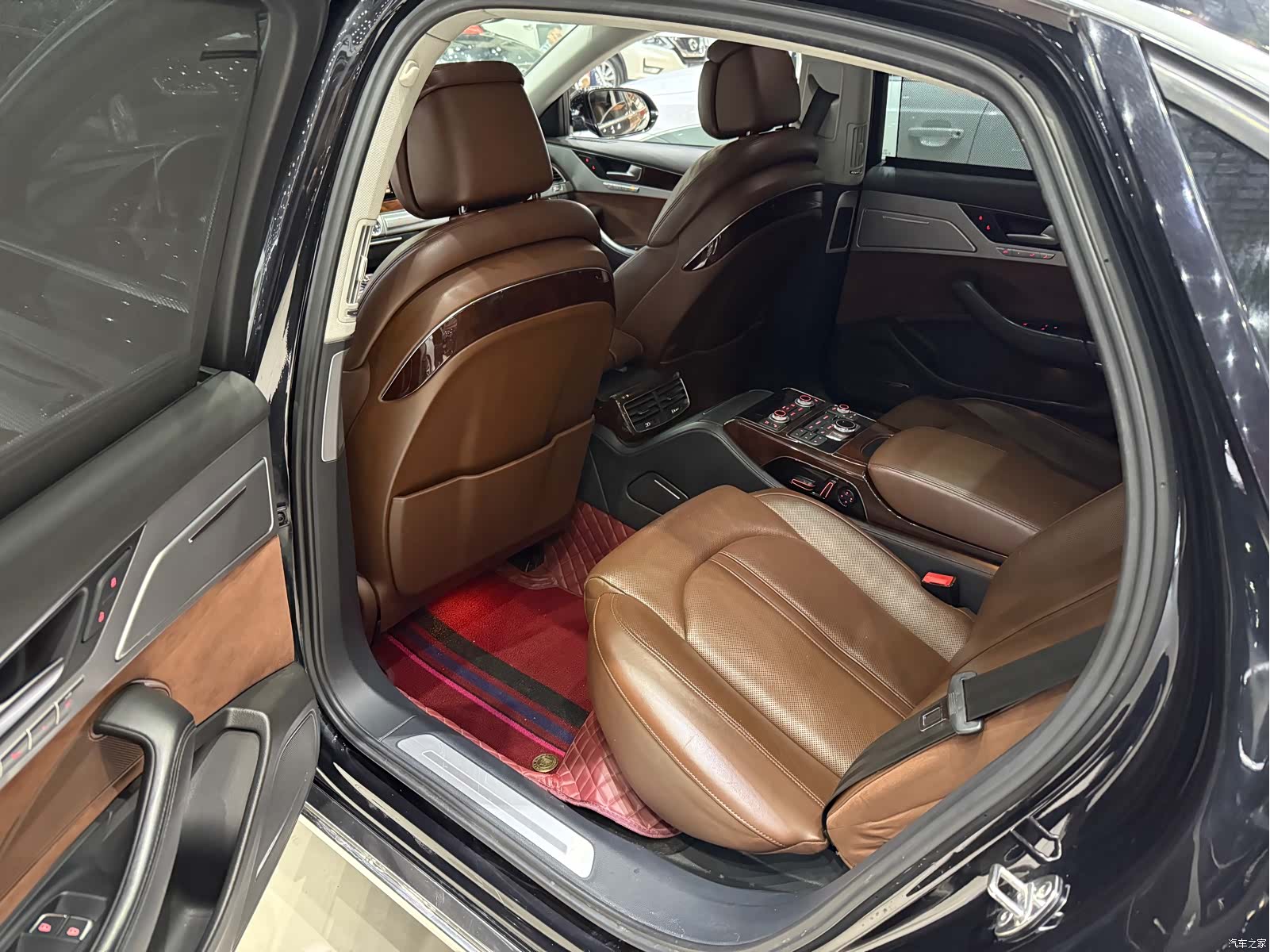 Audi A8L, 2013 8