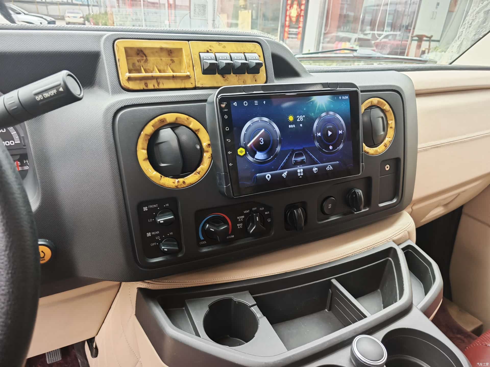 Ford E350, 2016 8