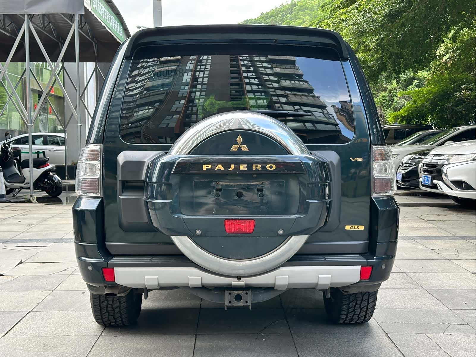 Mitsubishi Pajero, 2011 все фото
