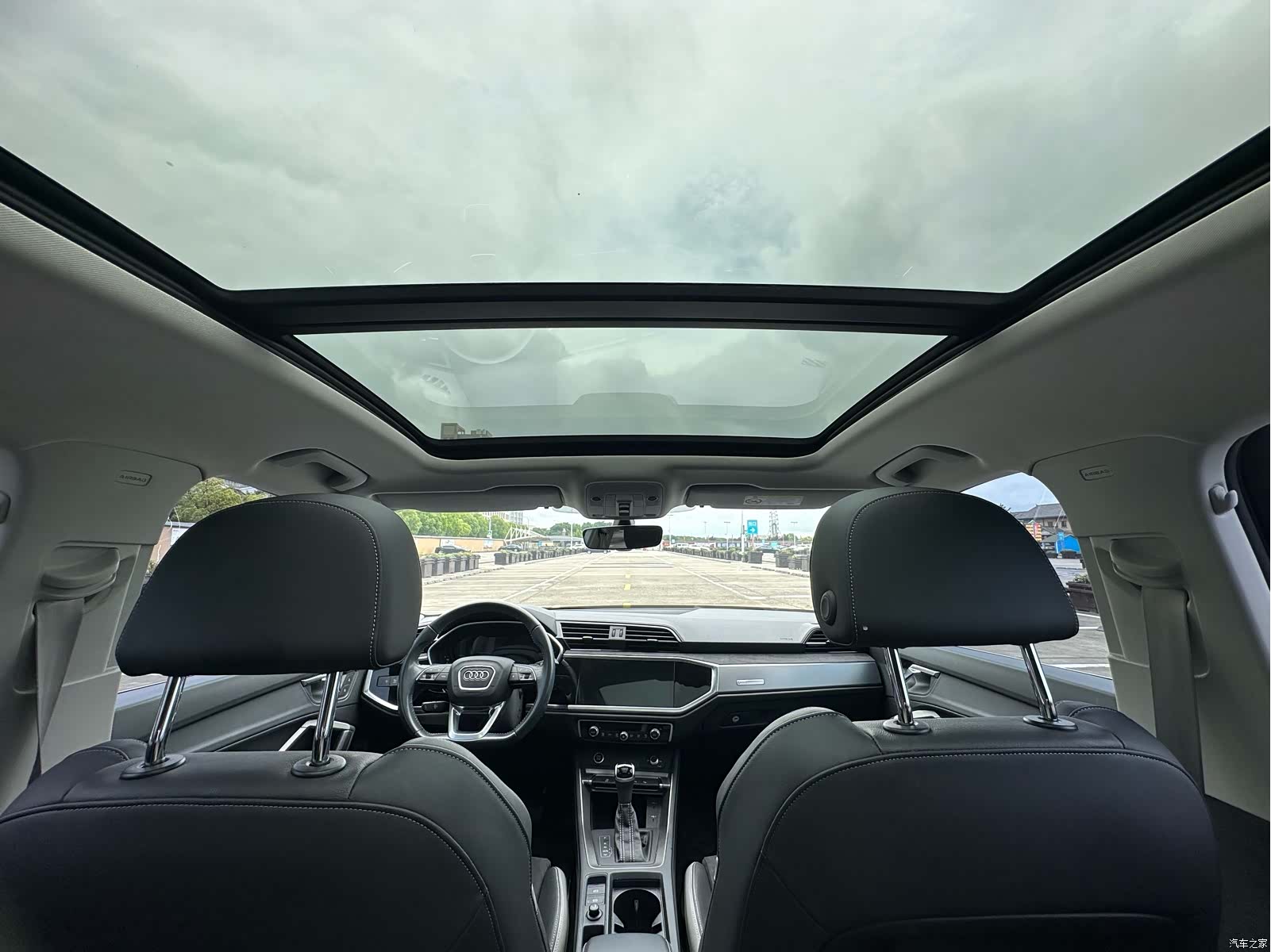 Audi Q3, 2022 16