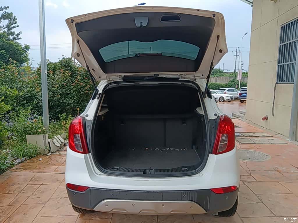 Buick Encore, 2017 19