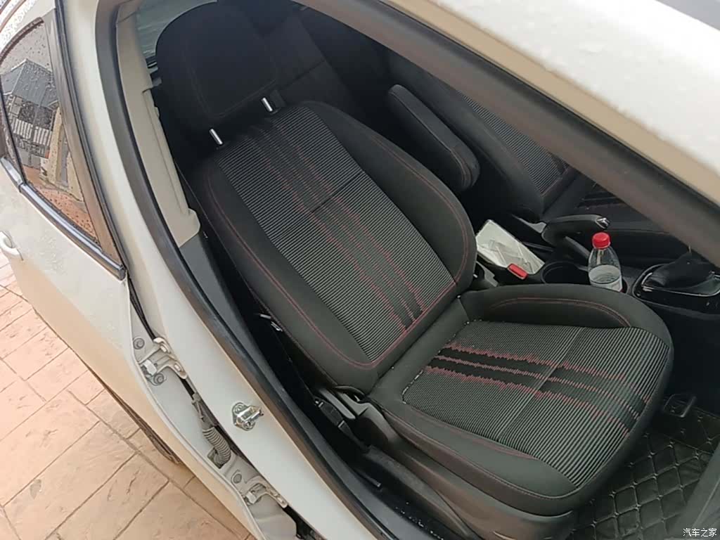 Buick Encore, 2017 25