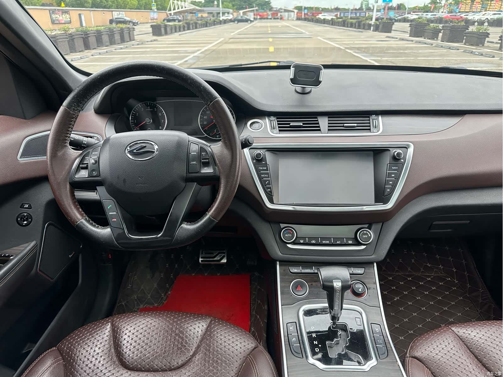 Landwind X7, 2016 11