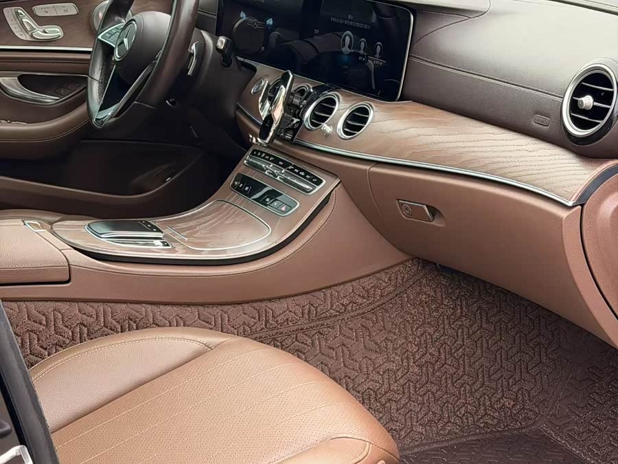 Mercedes-Benz E-Class 2021, фото 8