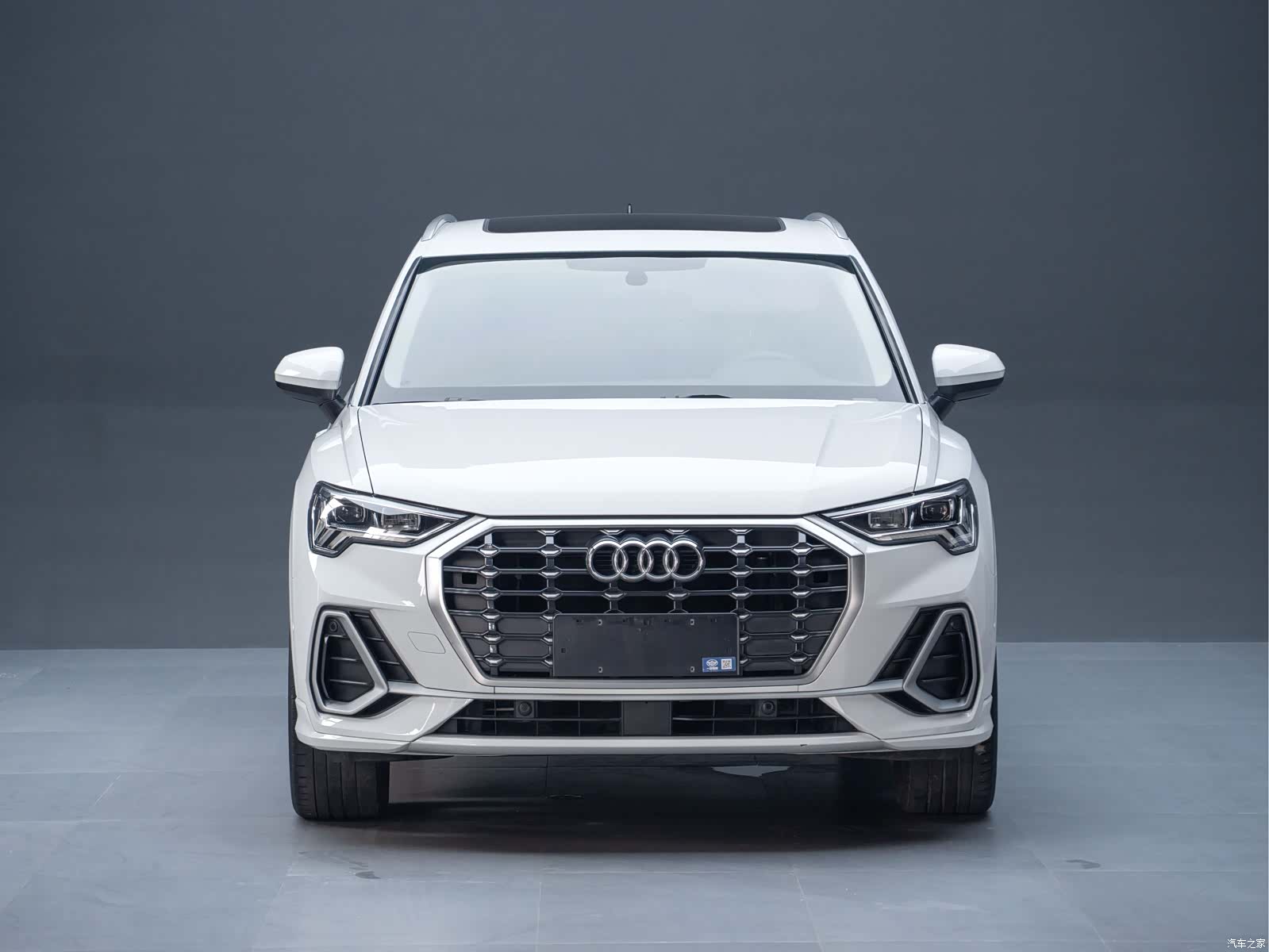 Audi Q3, 2023 6