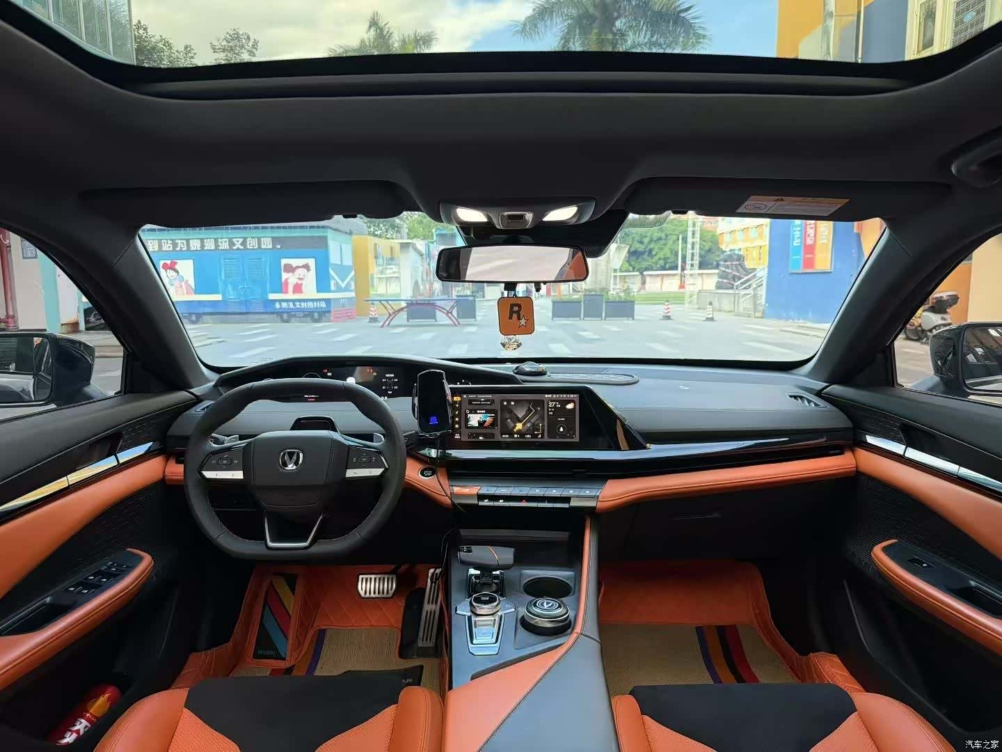 Changan UNI-V, 2022 6