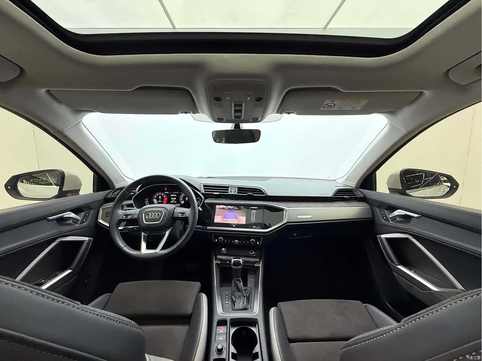 Audi Q3, 2021 9