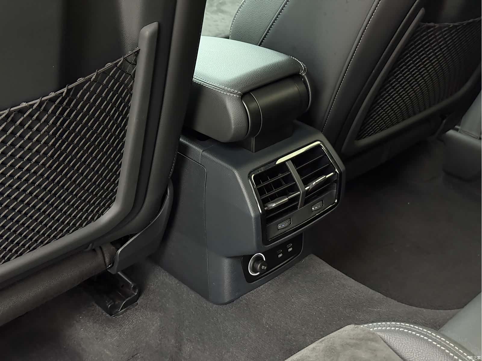 Audi Q3, 2021 15