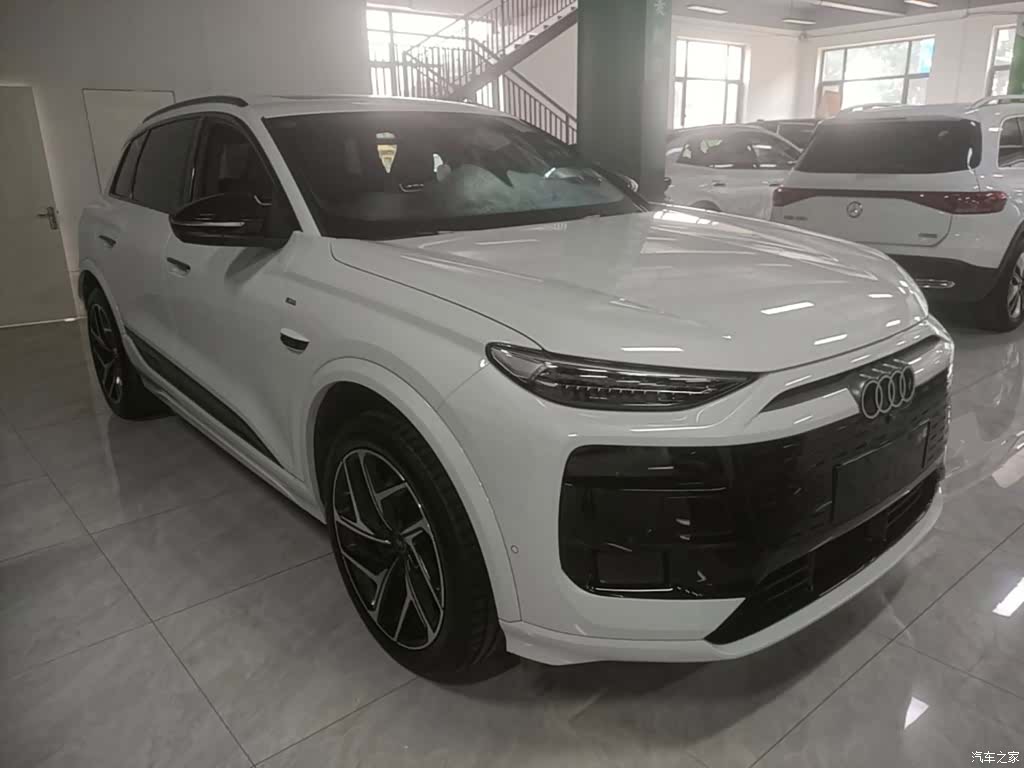 Audi e-tron, 2025 22