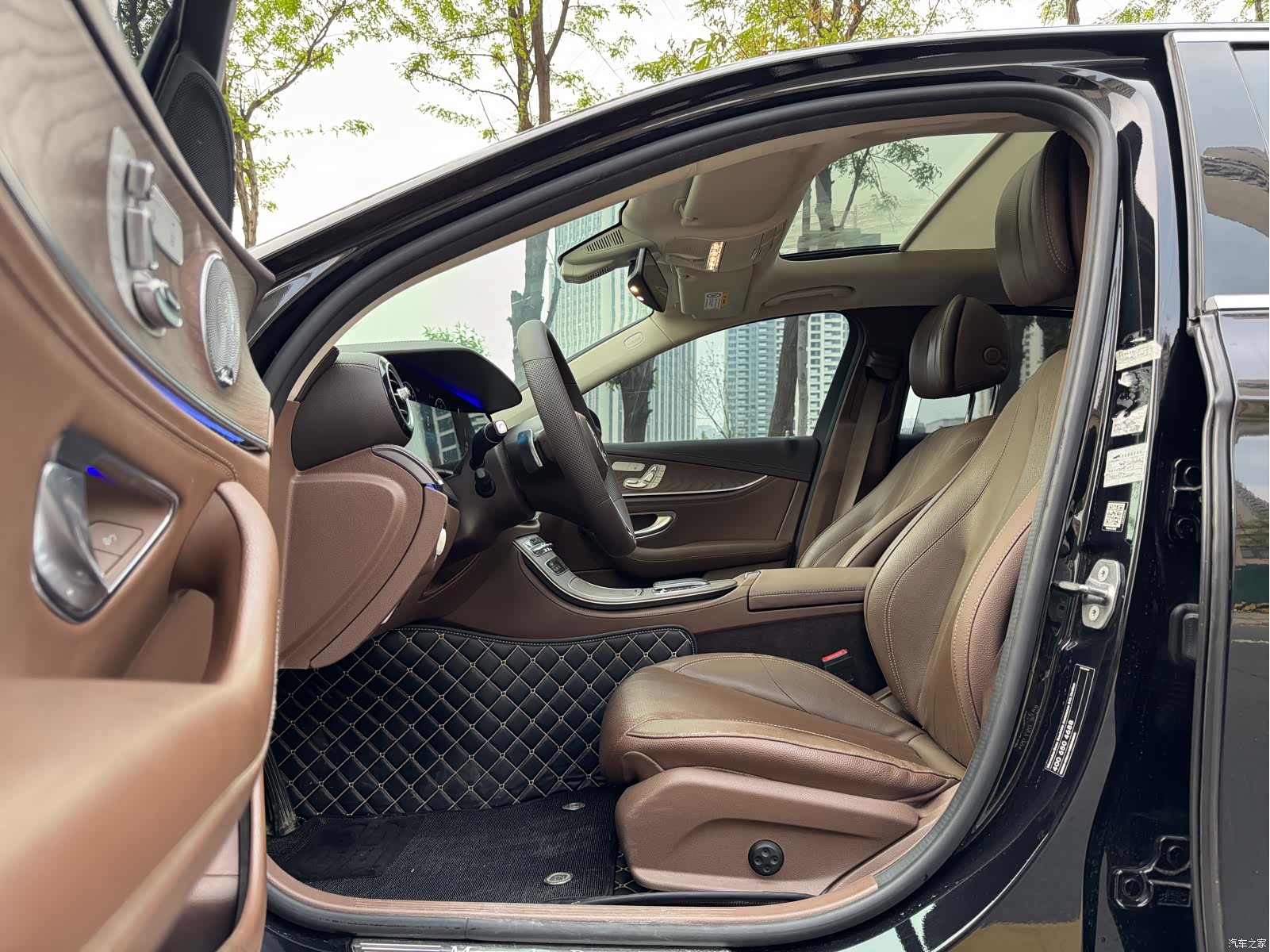 Mercedes-Benz E-Class, 2021 6