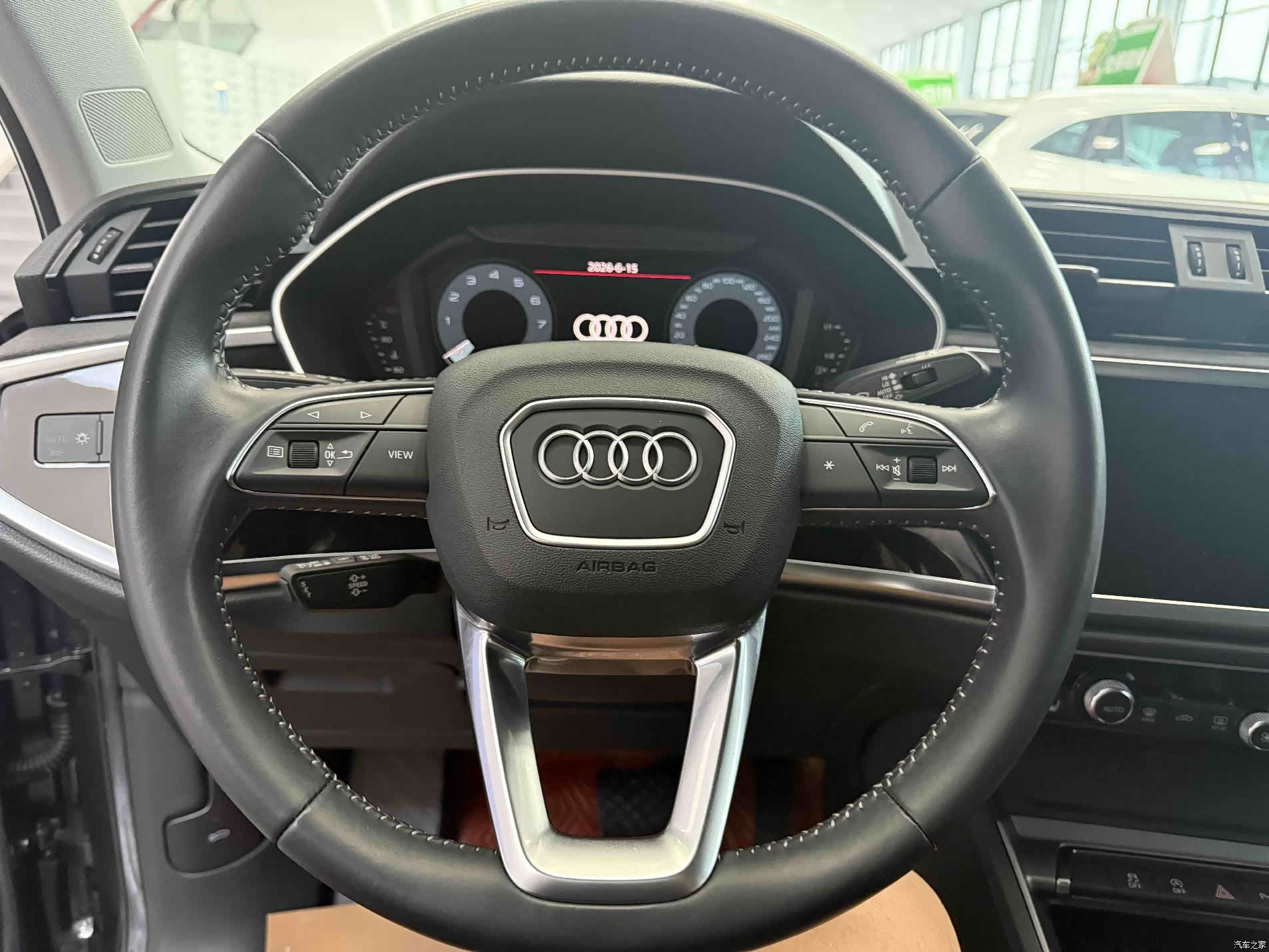 Audi Q3, 2022 13