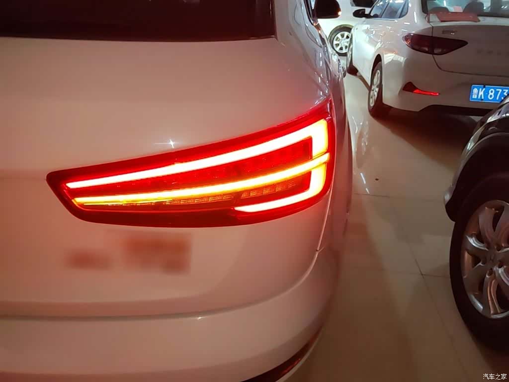 Audi Q3, 2018 8