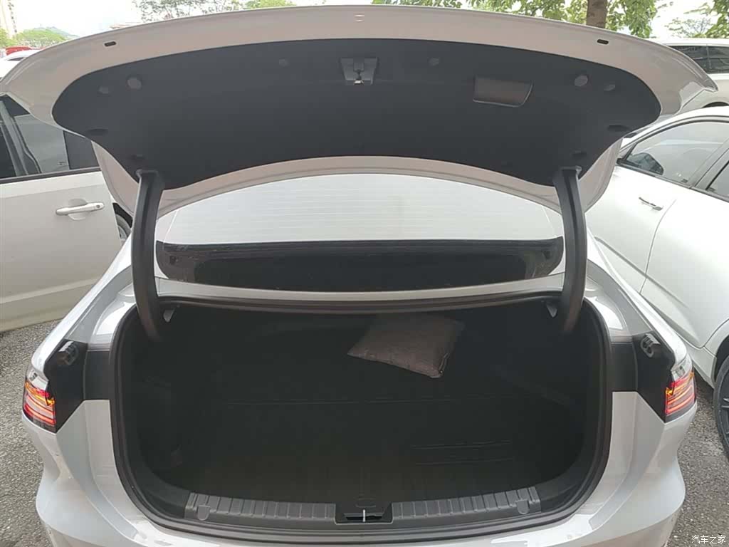 Geely A7, 2025 19