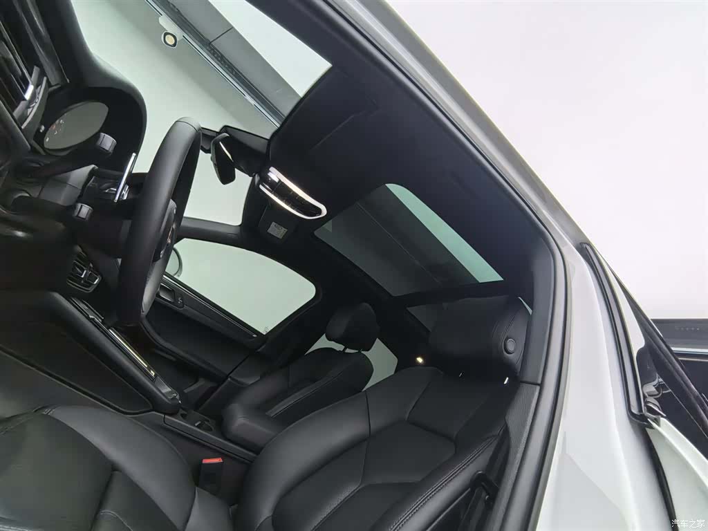 Porsche Macan, 2024 21