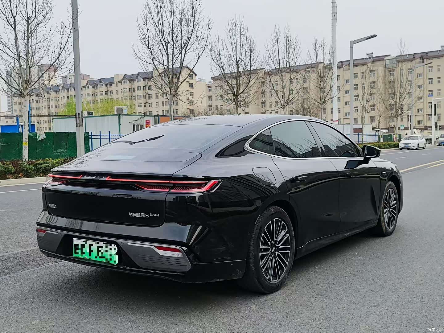 Geely 8, 2025 6
