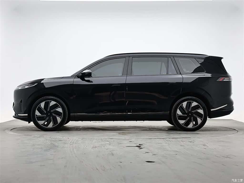 DongFeng eπ008, 2024 все фото