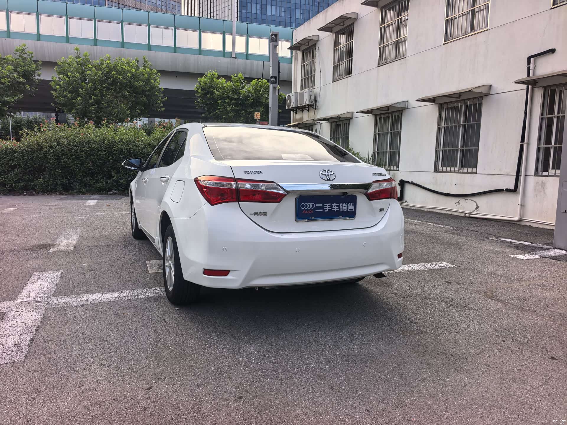 Toyota Corolla, 2015 все фото