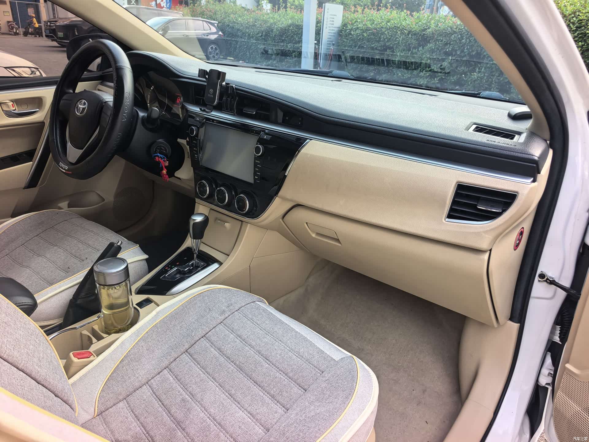 Toyota Corolla, 2015 6