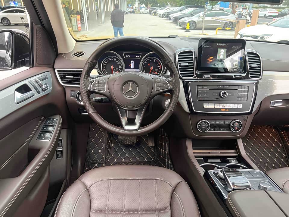 Mercedes-Benz GLS
