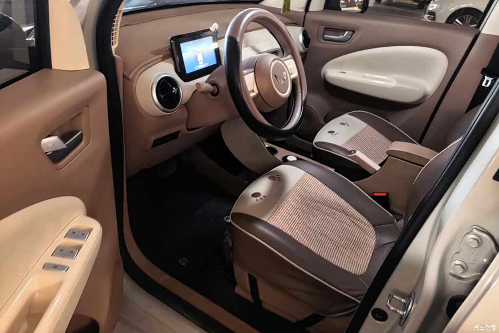 Wuling MINIEV, 2025 9