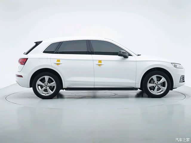 Audi Q5L, 2020 3