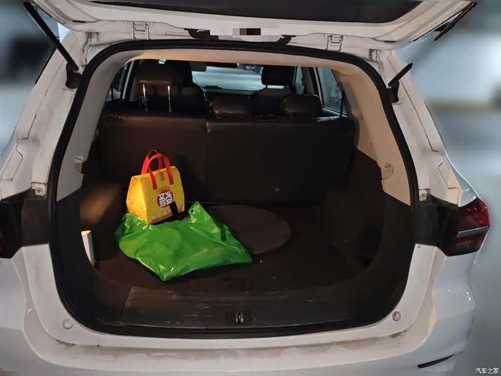Roewe RX5, 2018 10