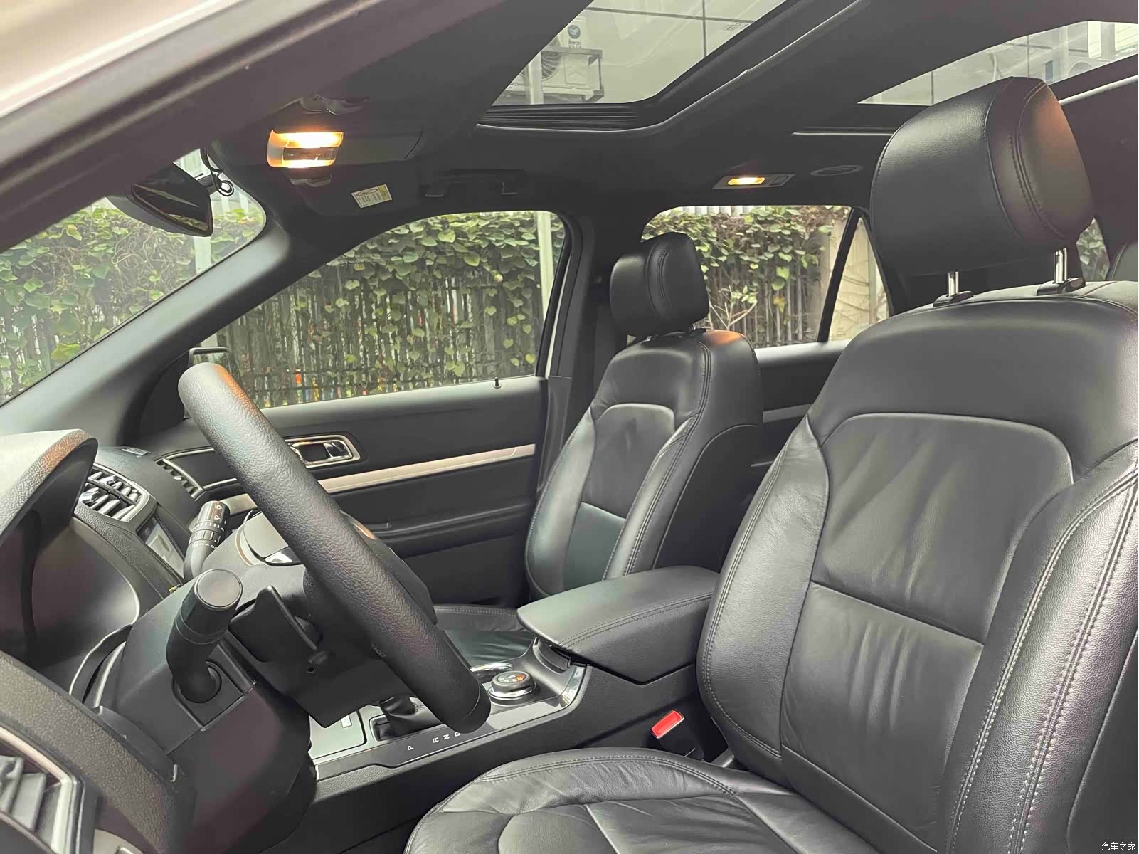 Ford Explorer, 2017 10