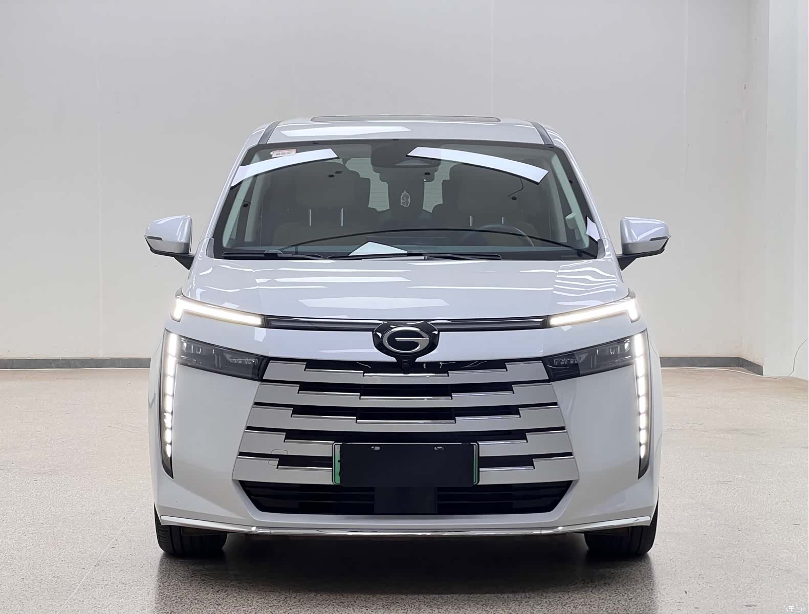 Trumpchi E8, 2024 2