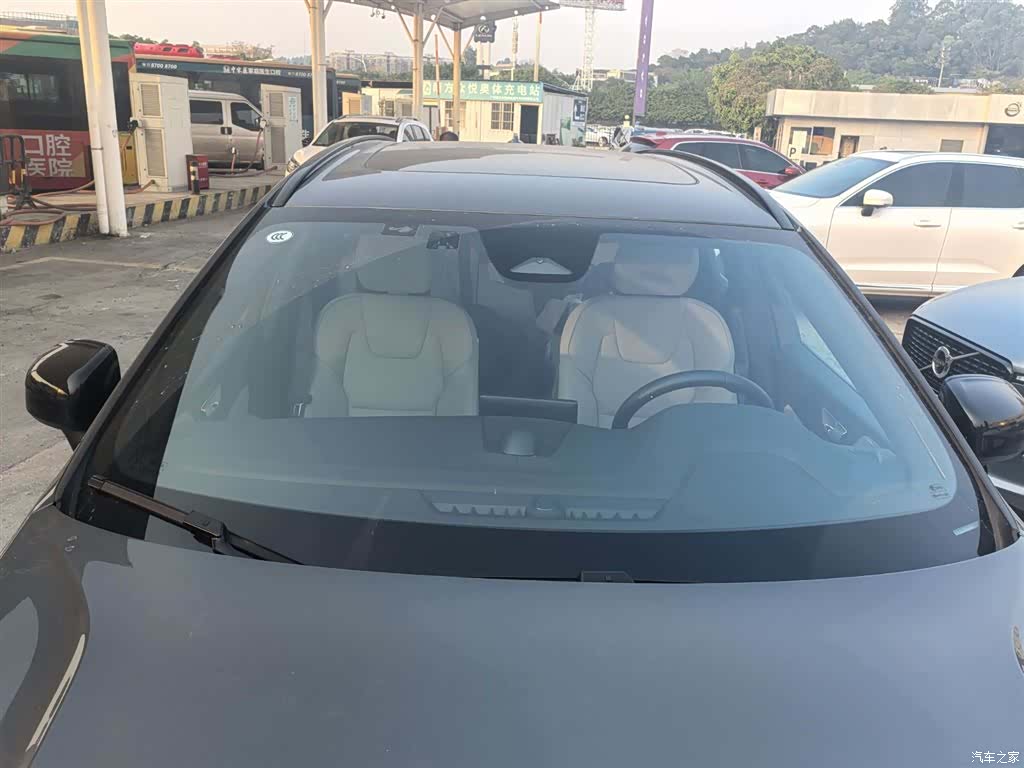 Volvo XC60, 2025 6