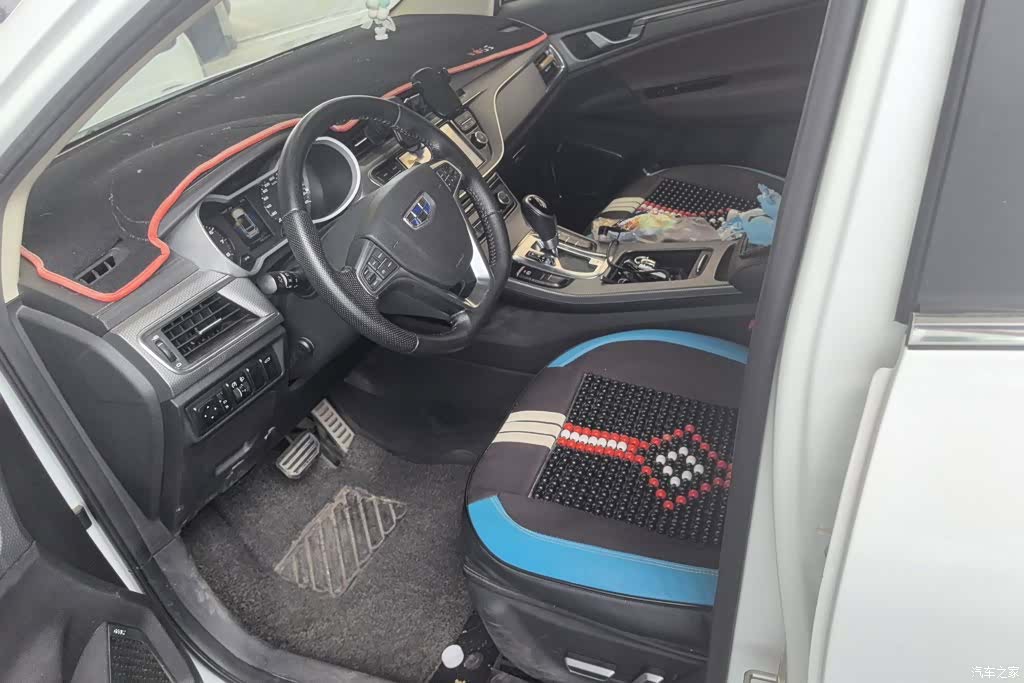 Geely Emgrand, 2017 9