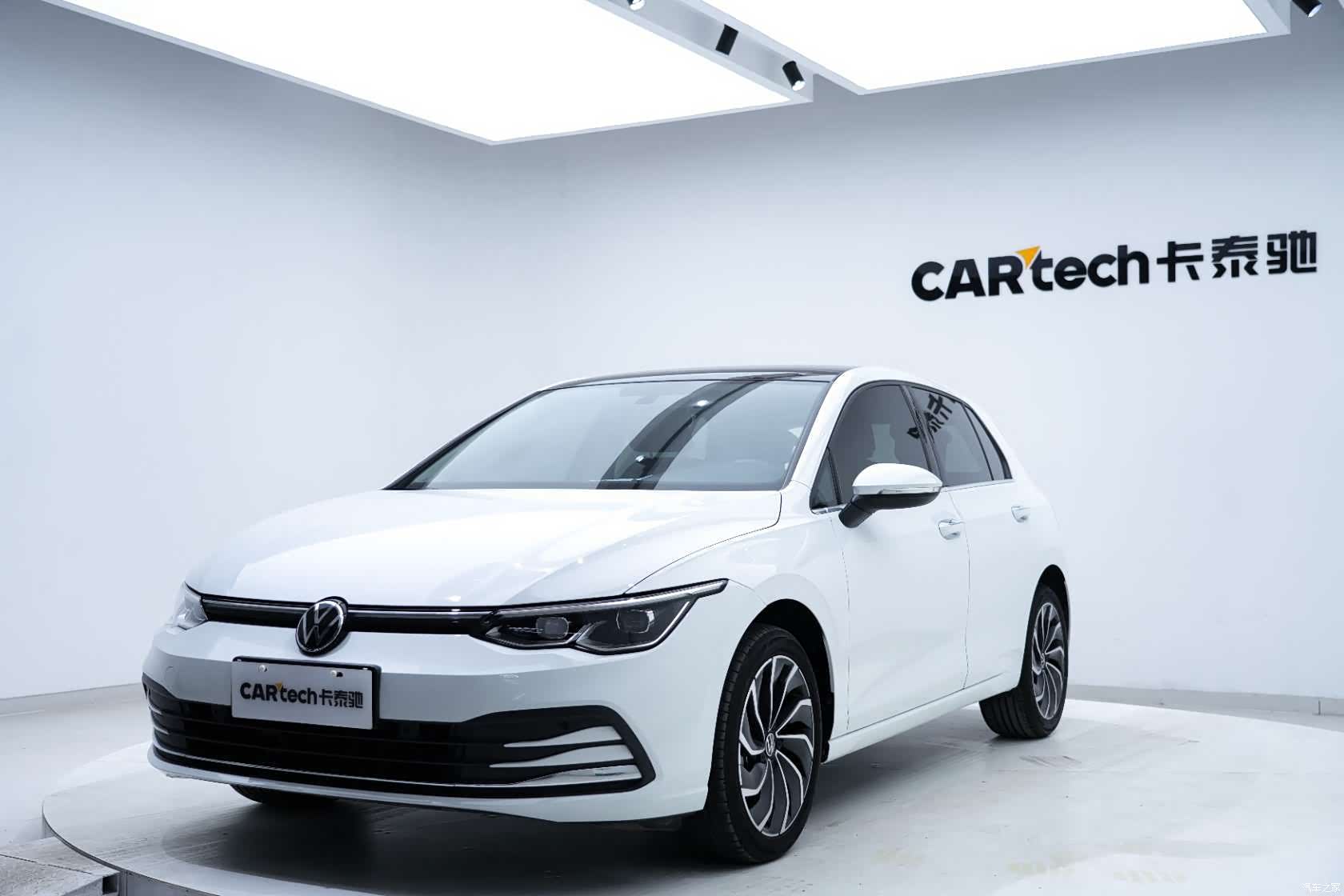 Volkswagen Golf, 2023 8
